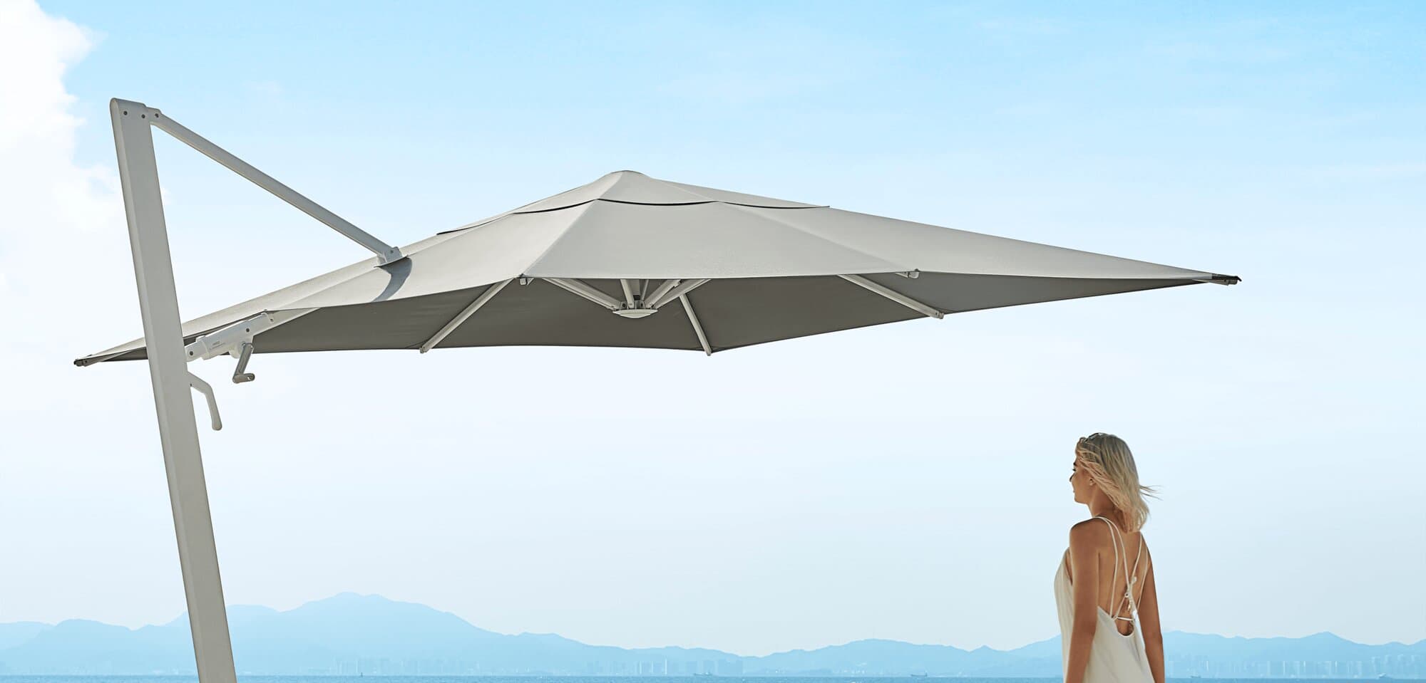 שמשייה 3000*3000*2765 Wing